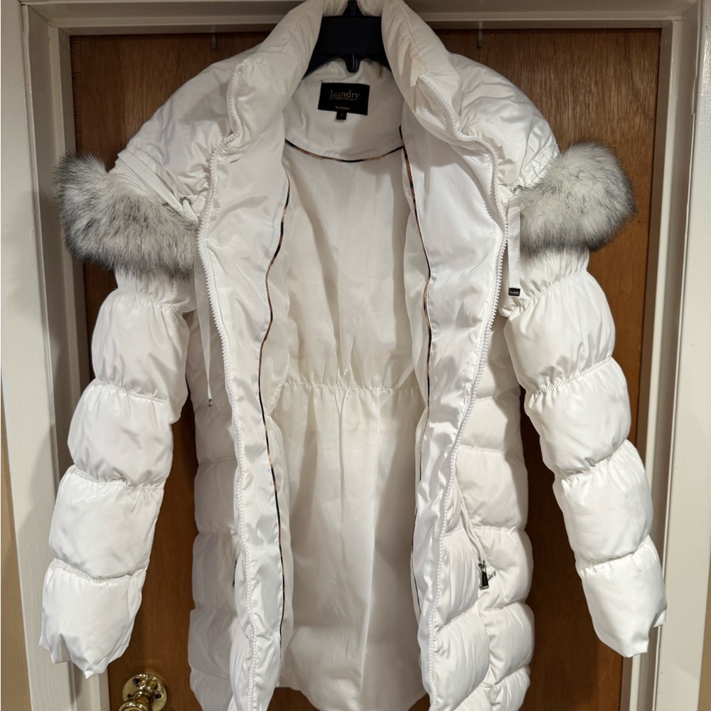 Laundry by Design White Puffer Coat with Fur Trim